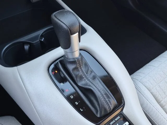 Used 2025 Gray Honda LX image 38