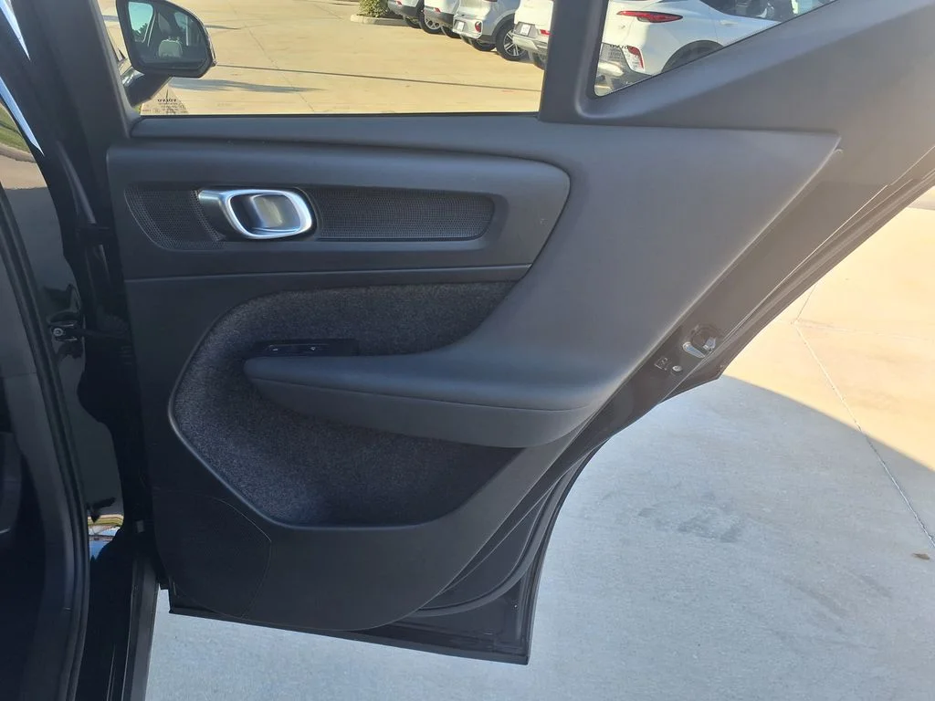 Certified Used 2023 Black Volvo B5 Plus Dark Theme image 18