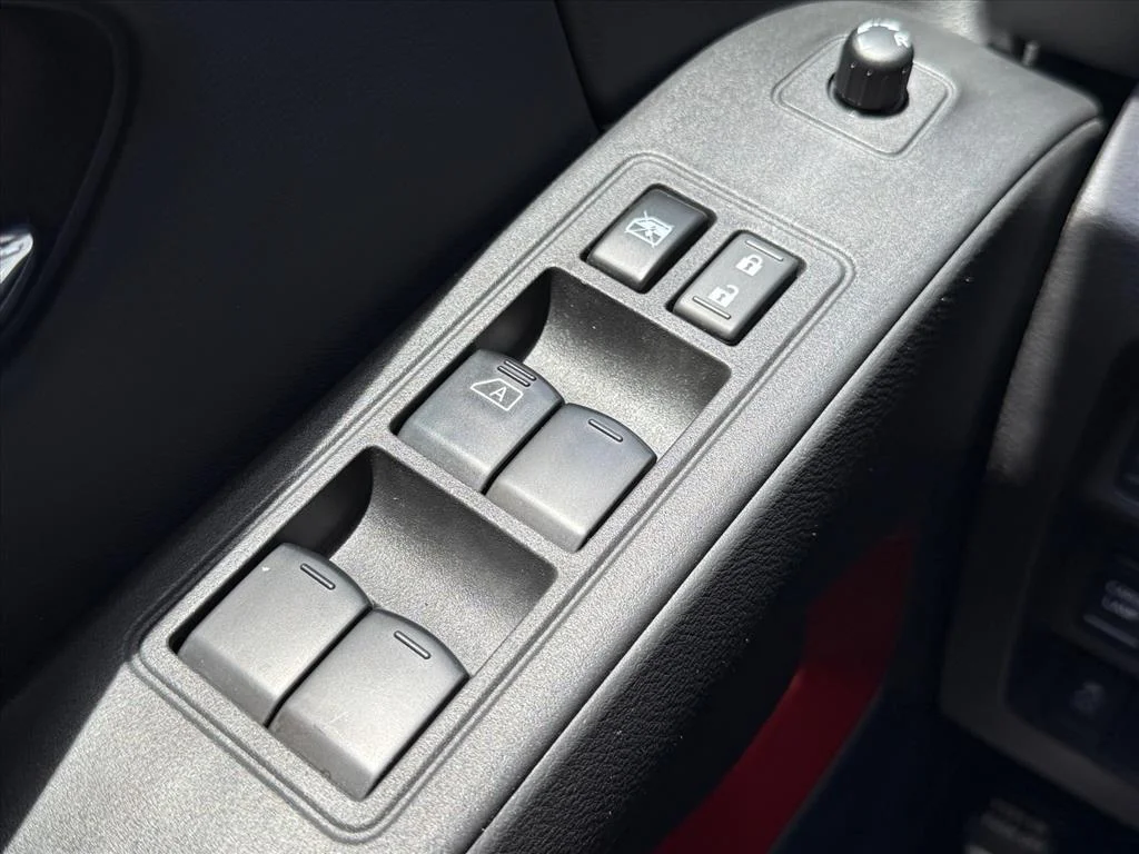 2025 Nissan Frontier PRO-X - Photo 15