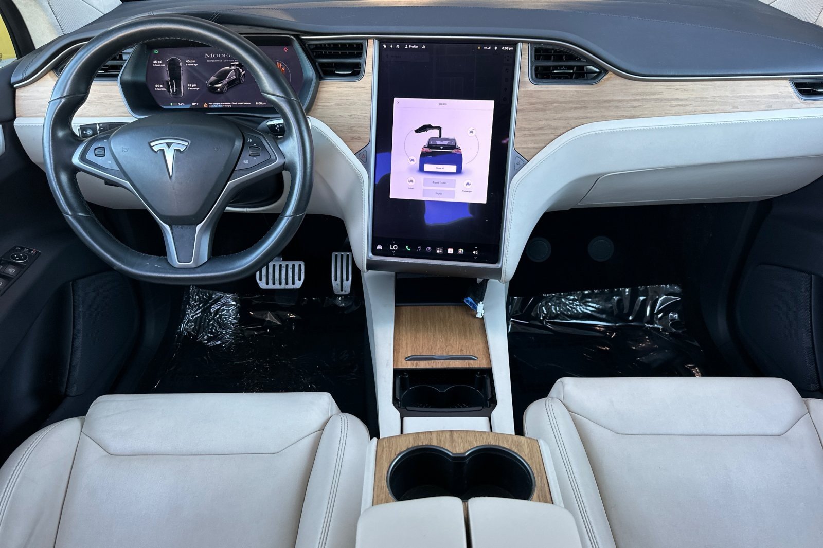 Used 2019 Solid Black Tesla Performance w/ Ludicrous image 12