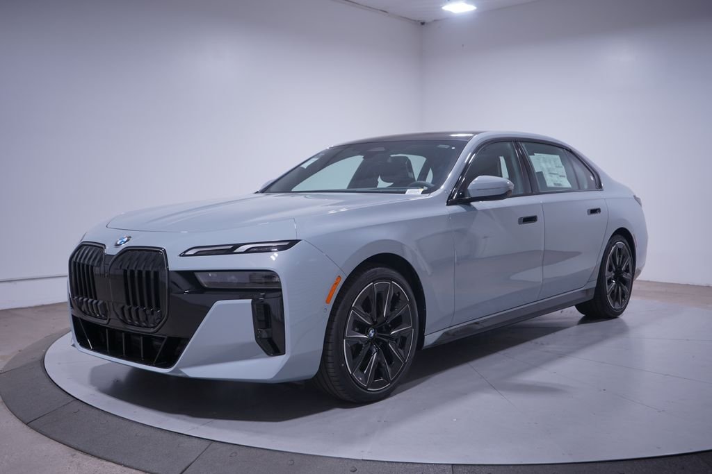 2026 BMW 7 Series 740i Sedan's photo
