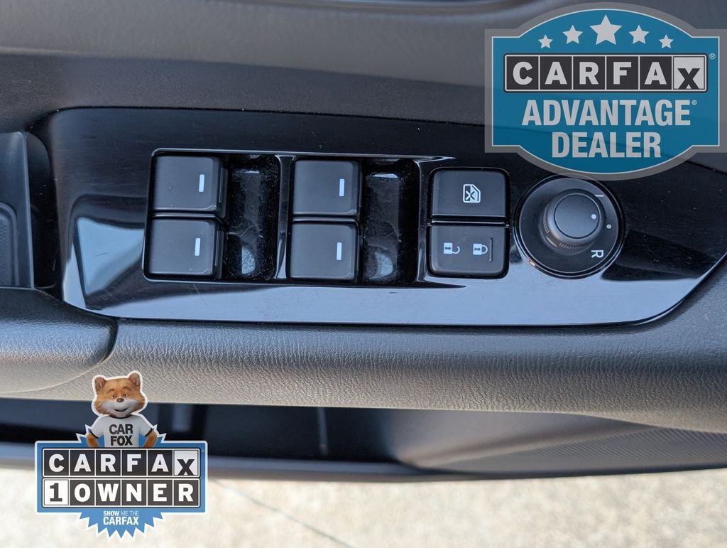 Used 2025  Mazda 2.5 S Preferred Package image 16
