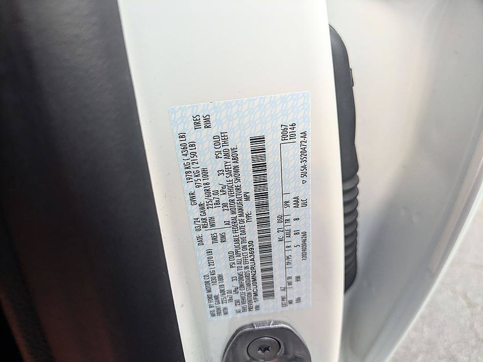 Used 2024 White Metallic Ford ST-Line image 32