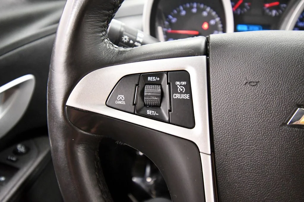 Used 2017 Silver Chevrolet LT image 18
