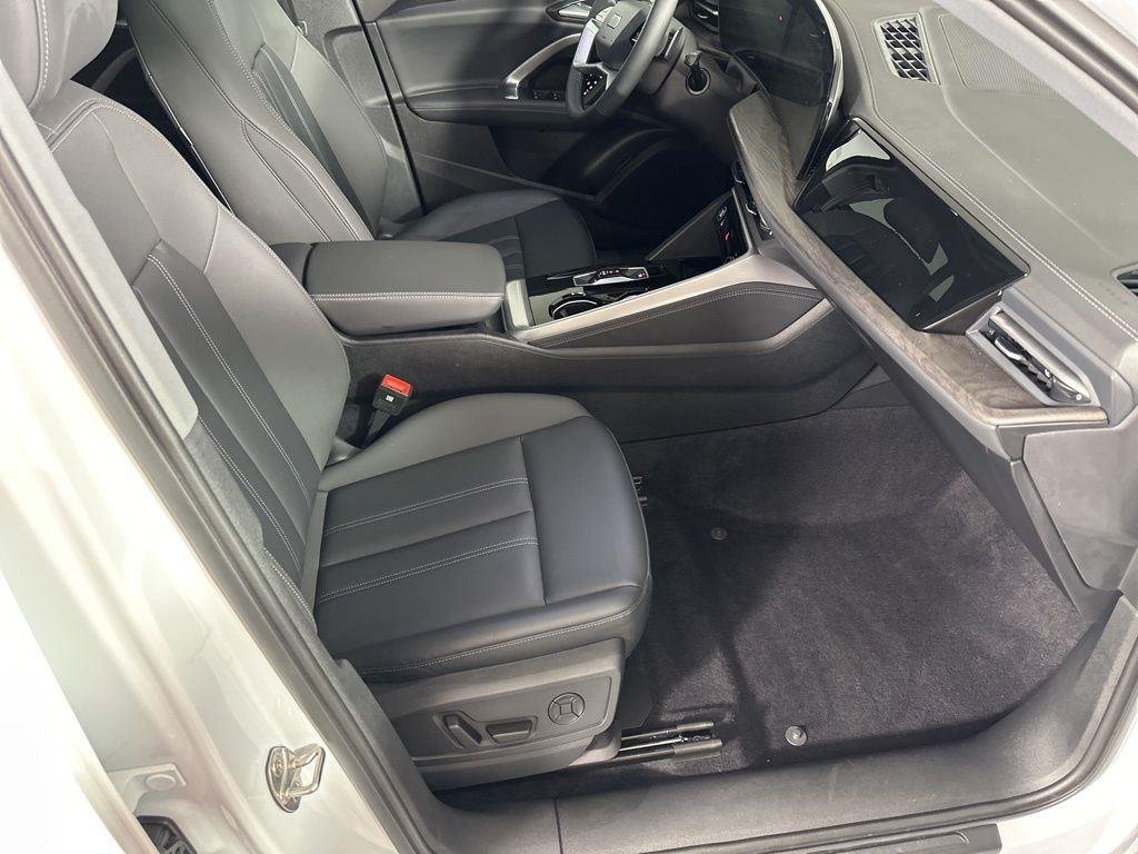 Used 2025 White Audi 2.0T Premium image 6