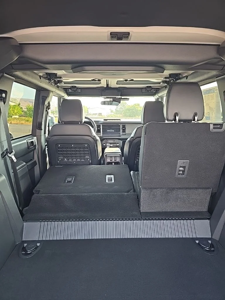 New 2026 Avalanche Gray Ford Badlands® image 36