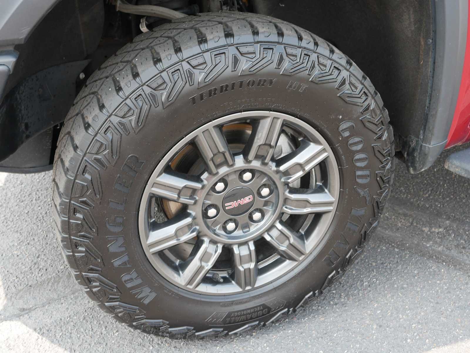 2024 GMC Sierra 1500 AT4X - Photo 10