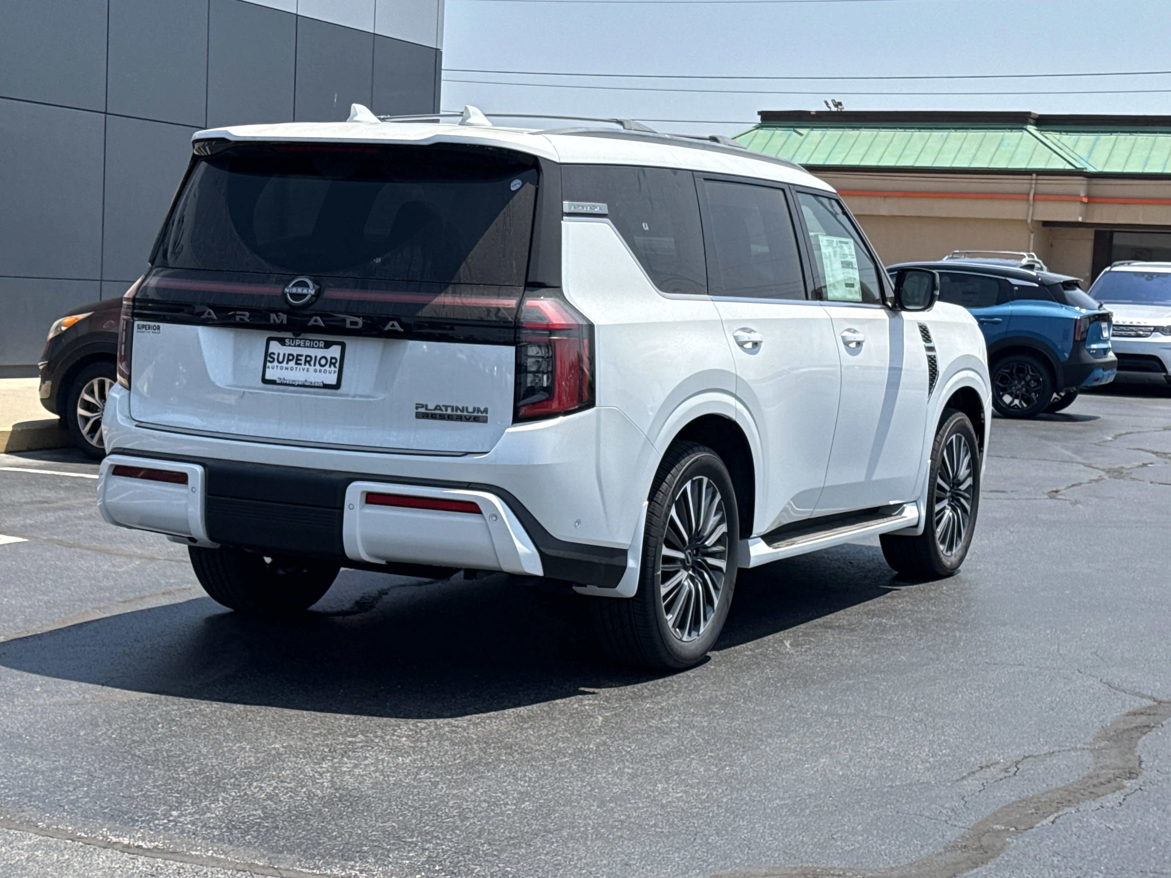 New 2026 Everest White Pearl Tricoat Nissan Platinum Reserve 4WD image 3