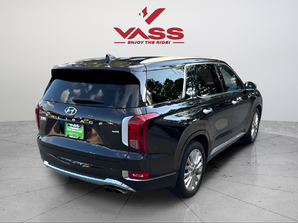 Used 2023 White GMC Denali image 5