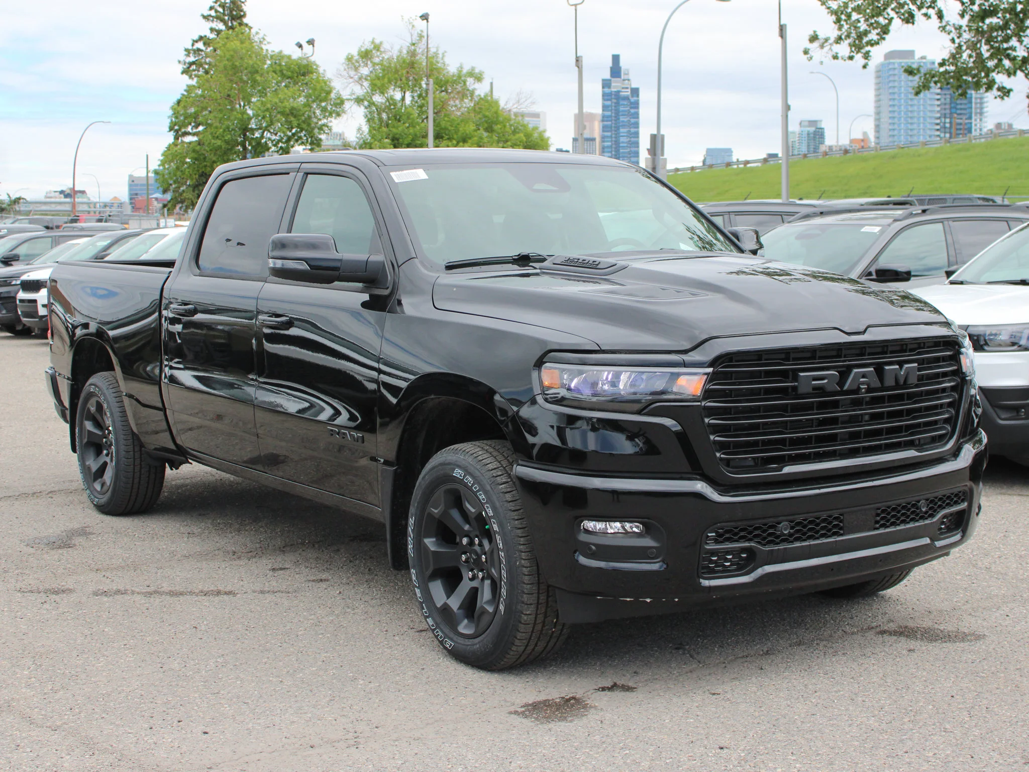 New 2026 Black RAM Sport* image 7