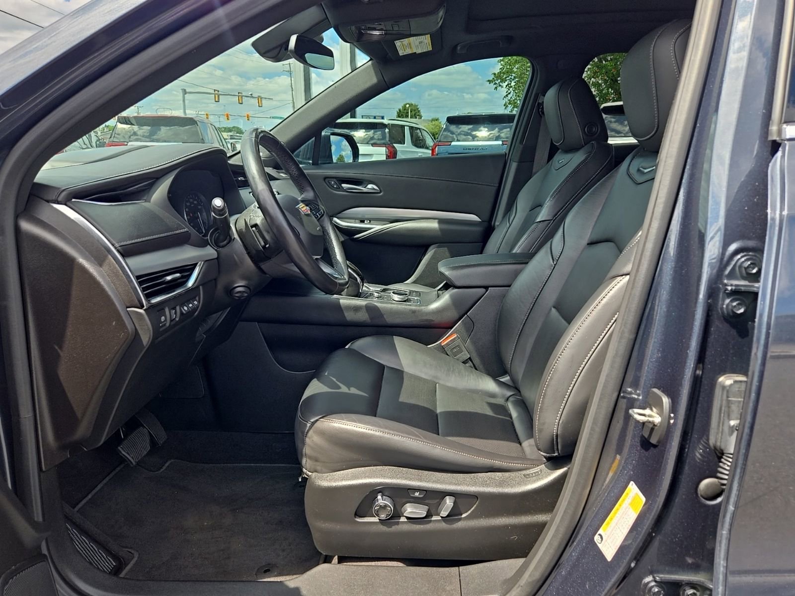 Used 2020 SHADOW METALLIC Cadillac FWD Premium Luxury image 10