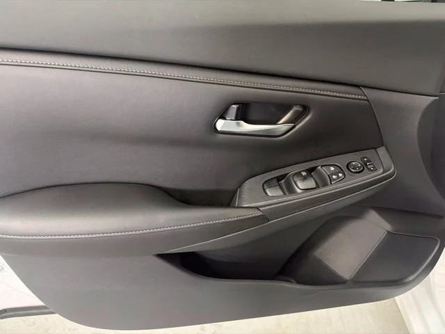 Used 2021 Fresh Powder Nissan SV image 9