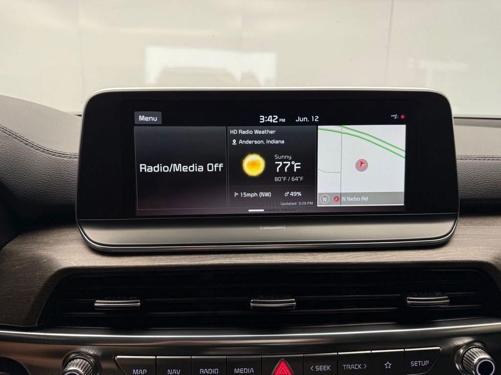 Used 2021 White Kia EX image 48