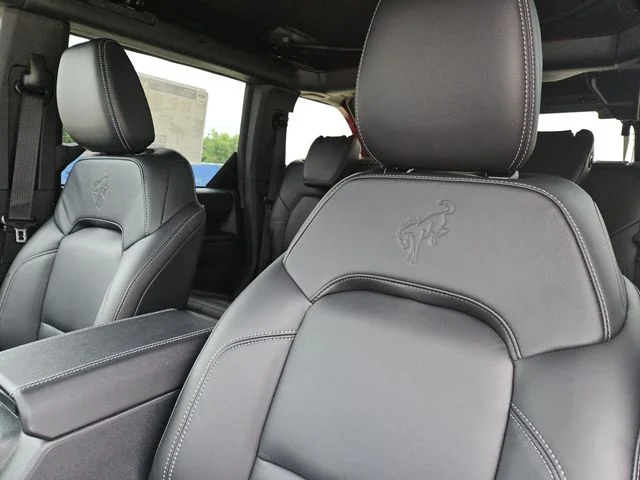New 2026 Ruby Red Metallic Tinted Clearcoat Ford Outer Banks® image 23