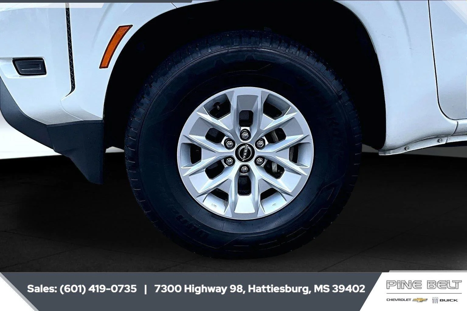 Used 2024 White Nissan SV image 8