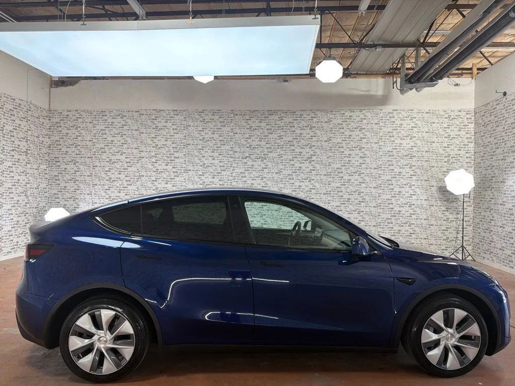 Used 2023 Deep Blue Metallic Tesla Long Range image 8