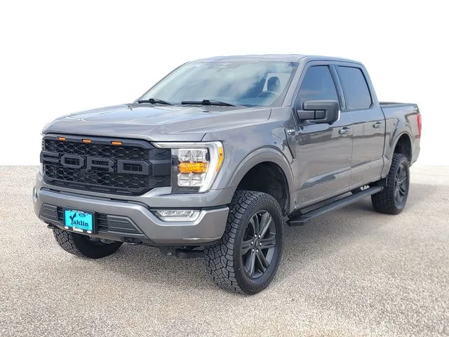 Used 2023 Gray Ford XLT image 2