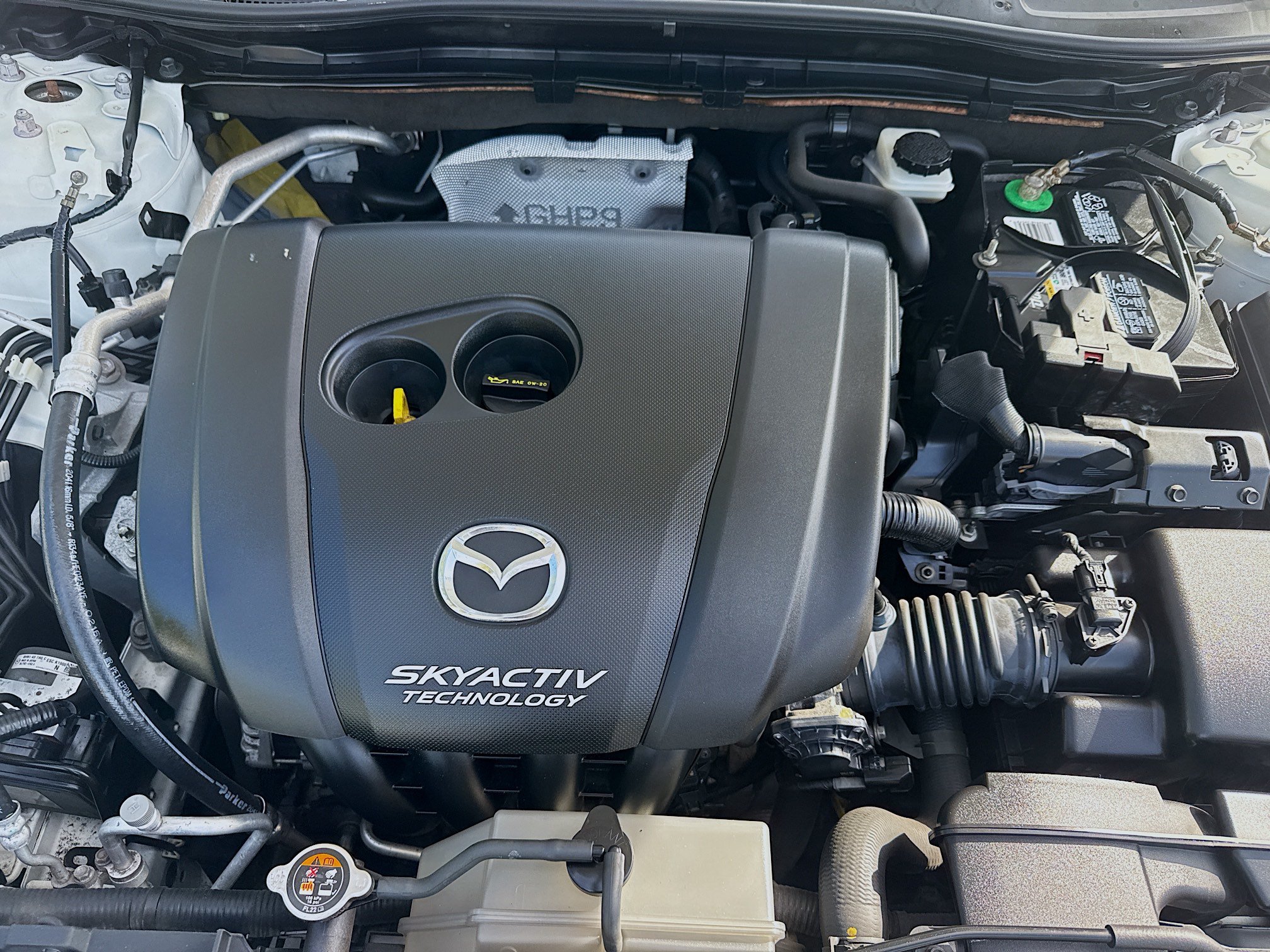 Used 2016 Snowflake White Pearl Mica Mazda i Sport image 33