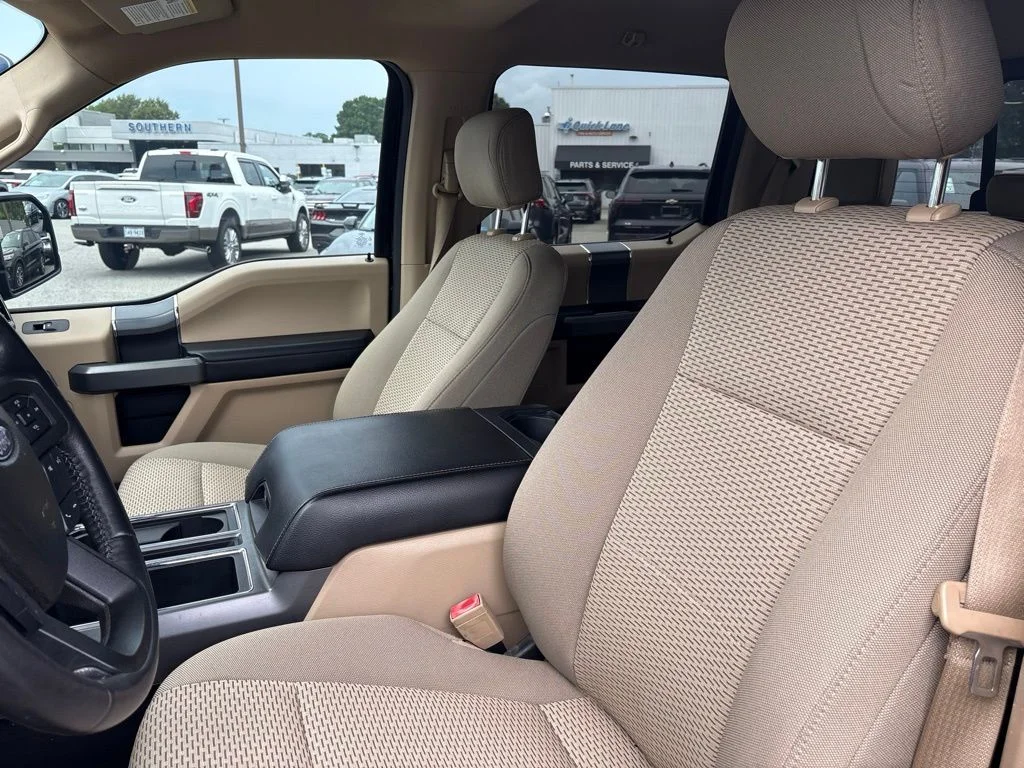 Used 2018 Red Ford XLT image 15