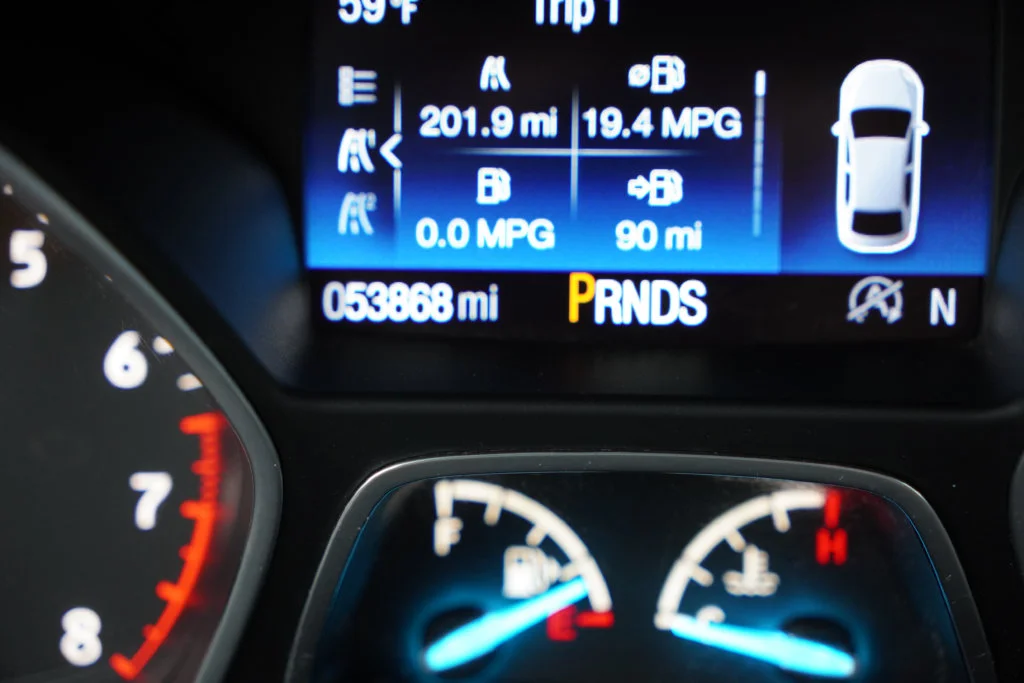 Used 2018 Red Ford SE image 30