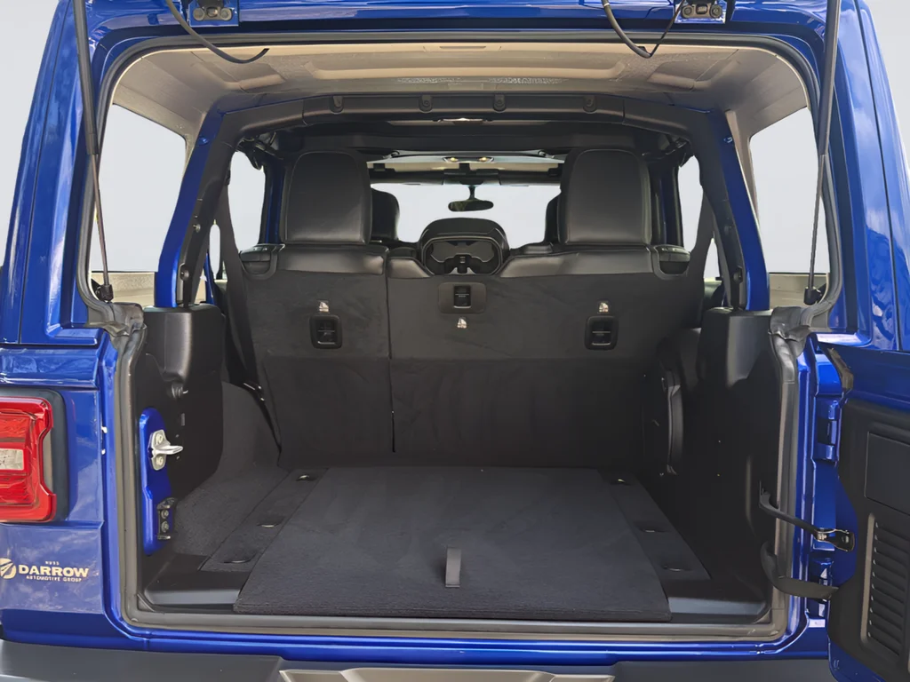 Used 2019 Blue Jeep Unlimited Sahara image 14