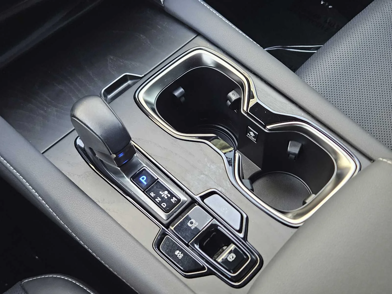Certified Used 2024 Iridium Lexus Premium image 14