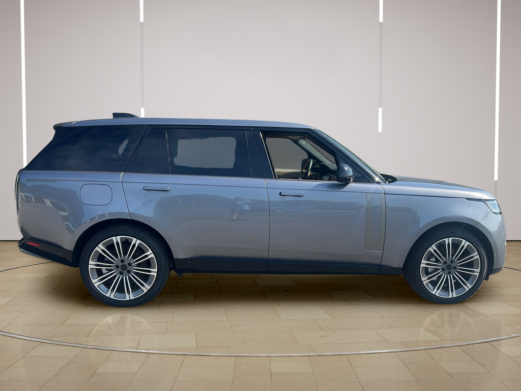 2026 Land Rover Range Rover SE - Photo 8