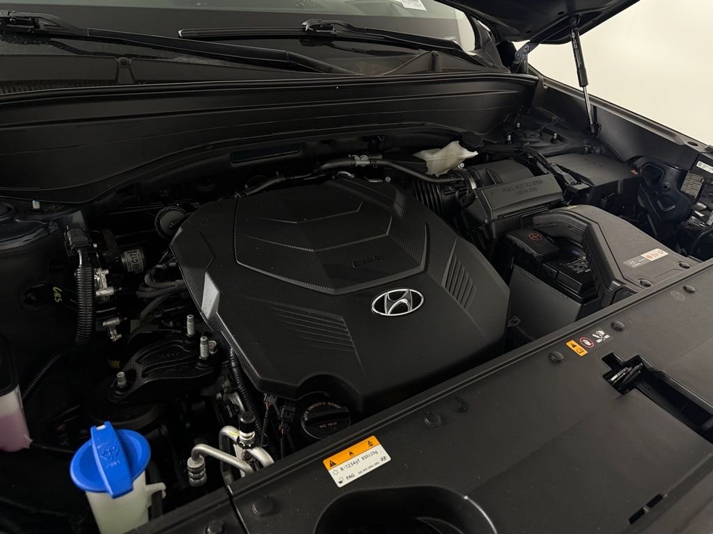 Used 2025 White Hyundai Calligraphy image 37