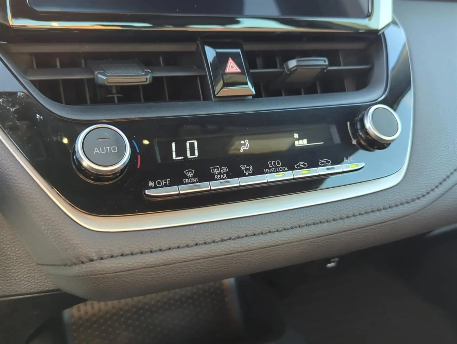 Used 2024 Classic Silver Metallic Toyota SE image 22