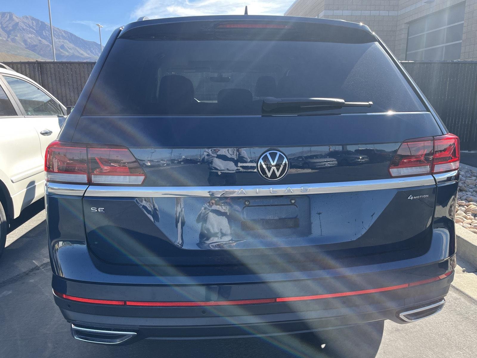 Used 2023 Tourmaline Blue Metallic Volkswagen 2.0T SE w/Technology image 4