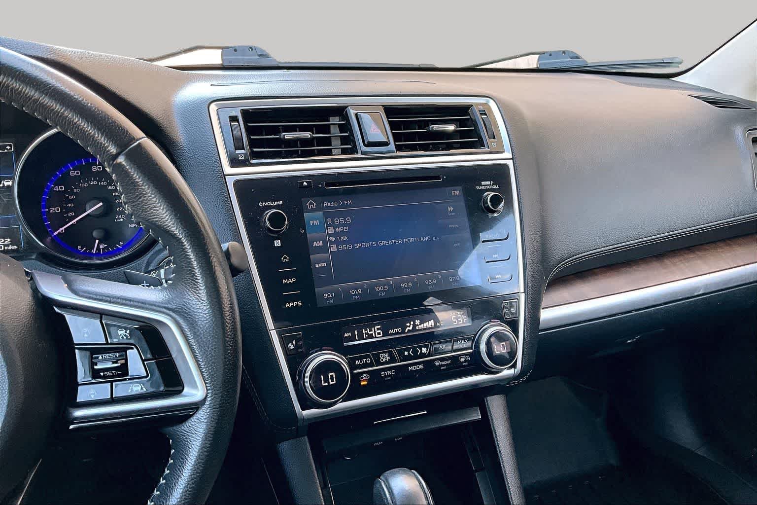 Used 2018 Ice Silver Metallic Subaru Limited image 7
