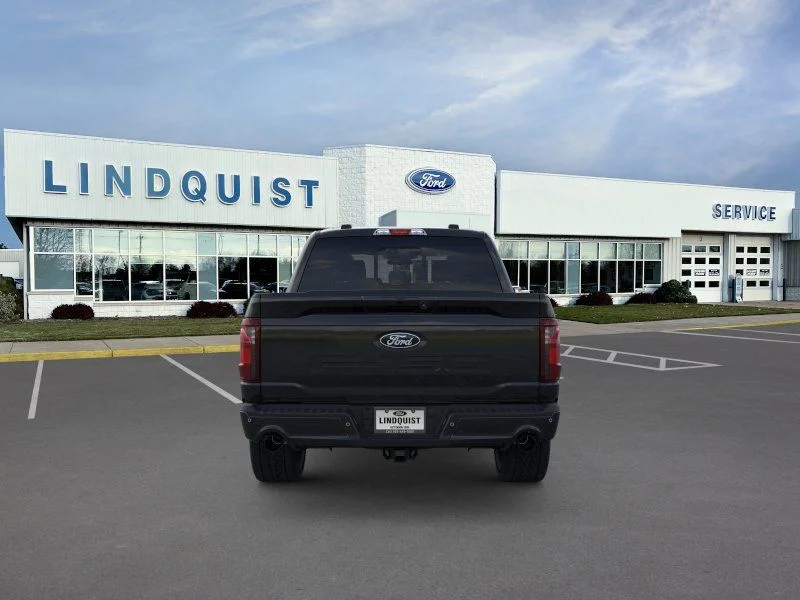New 2026 Agate Black Metallic Ford XLT image 5