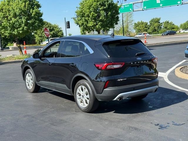 Used 2024 Black Ford Active image 3