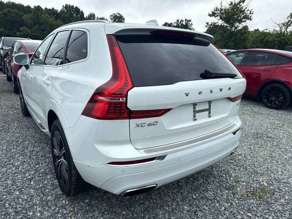 Used 2019 White Volvo T5 Inscription image 5