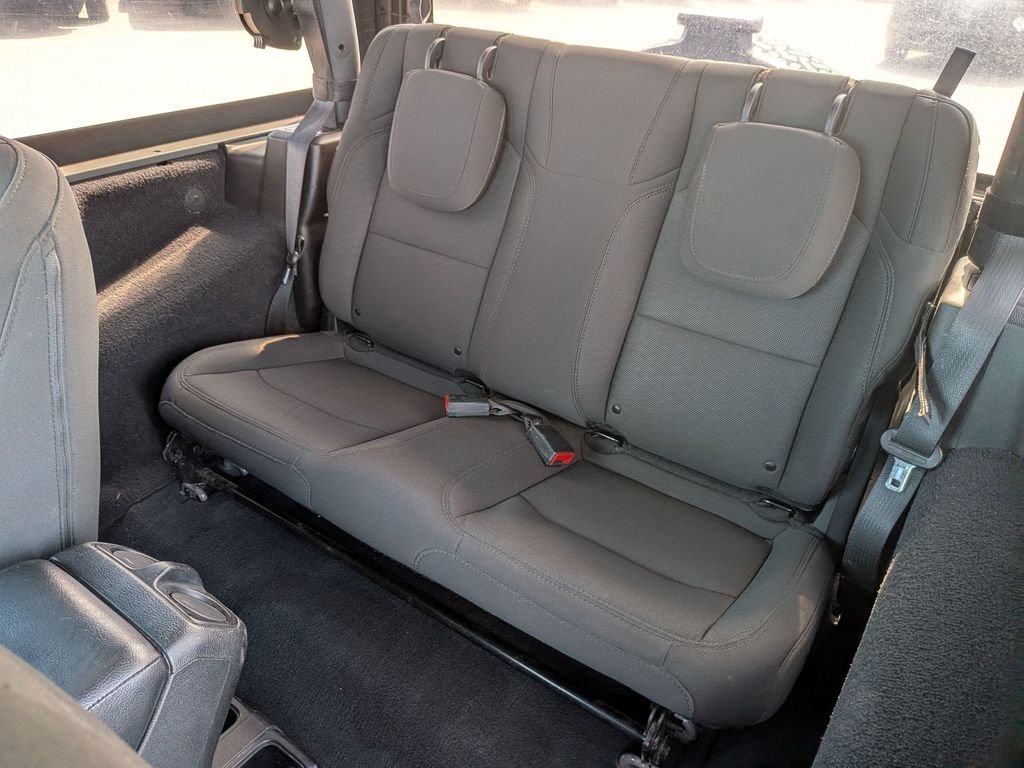 Used 2020 Gray Jeep Sport S image 32