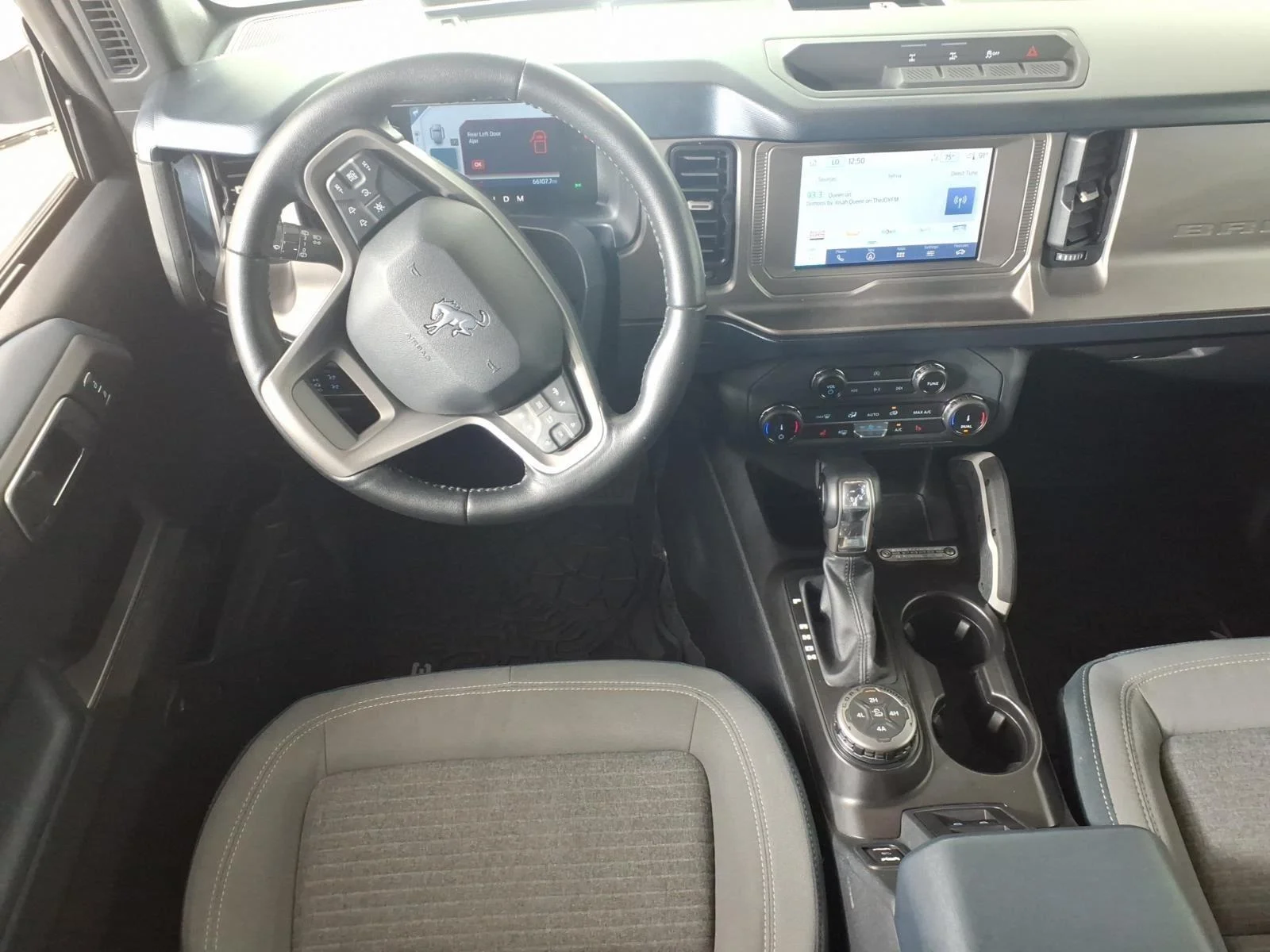 Used 2022 Oxford White Ford Outer Banks Advanced image 21