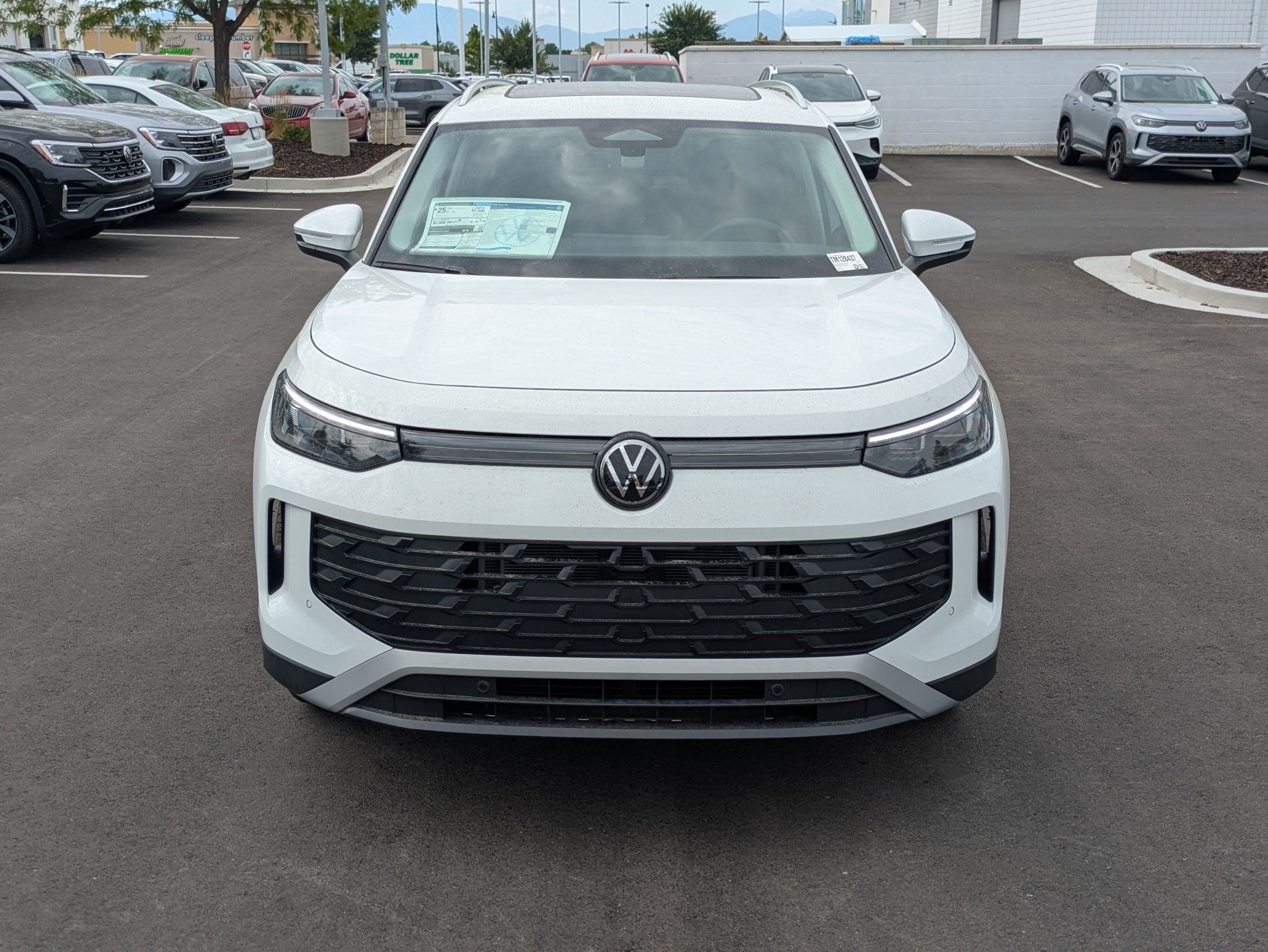 New 2026 Pure White Volkswagen SE image 9