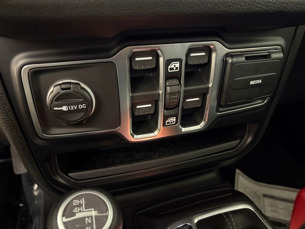 New 2026 Goldilocks Exterior Paint Jeep Sport image 68