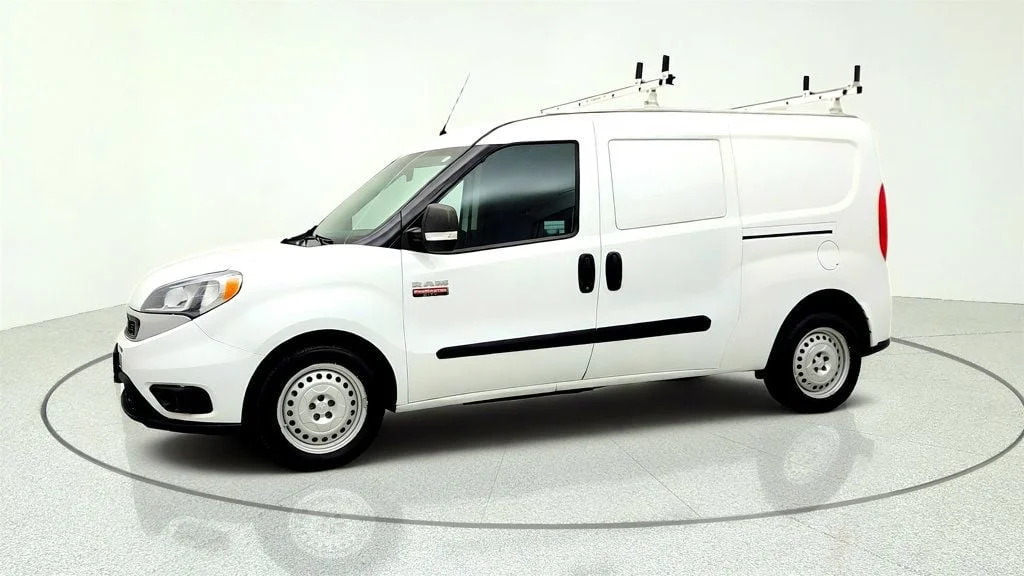 Used 2022 Bright White Ram Tradesman Van w/ Shelving System & Ladder Rack image 8