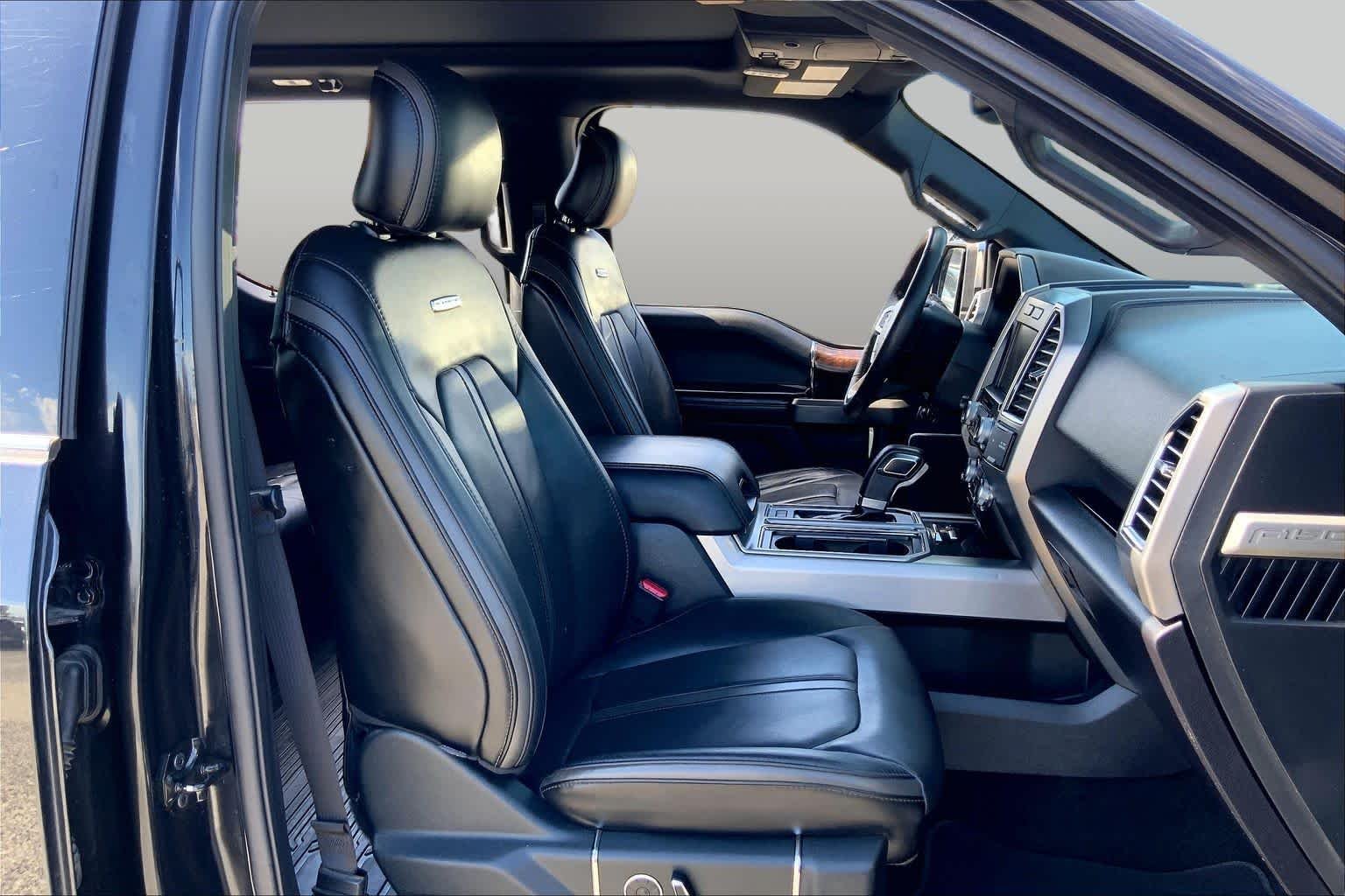 Used 2015 Tuxedo Black Metallic Ford Platinum image 9