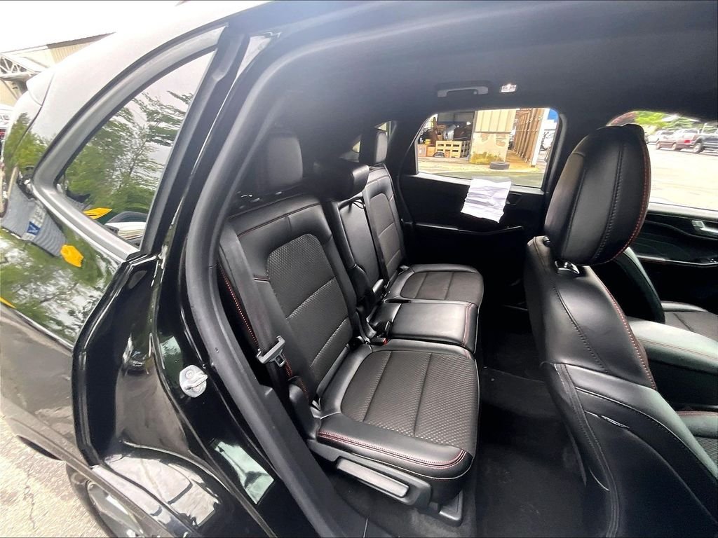 Used 2024 Black Metallic Ford ST-Line Select image 16