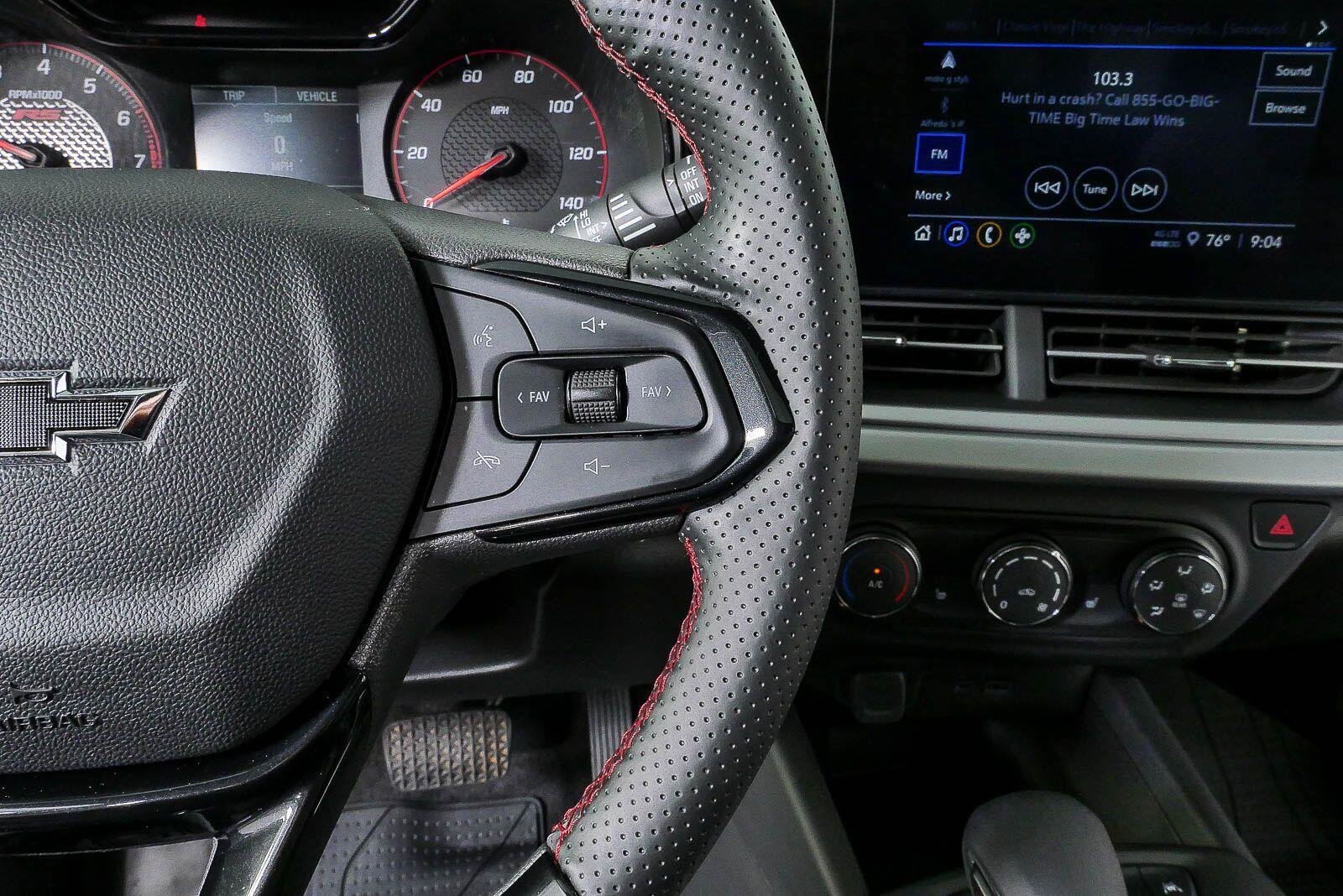 2025 Chevrolet Trax RS - Photo 10