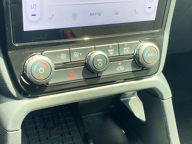 New 2026 Gray Ford XLT image 23
