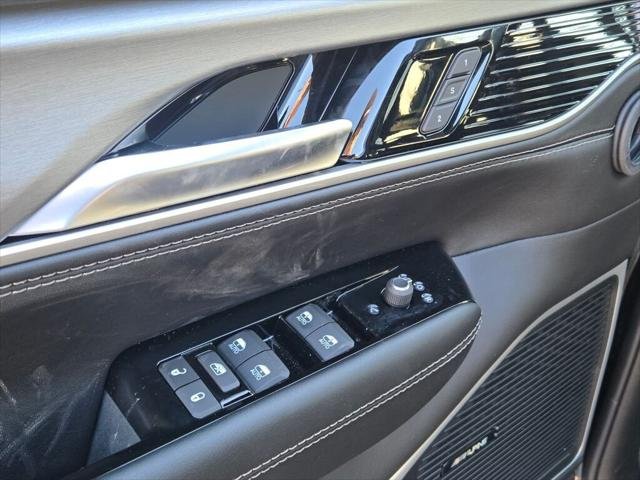New 2026 High Gloss Black Exterior Paint Jeep Grand Wagoneer image 47
