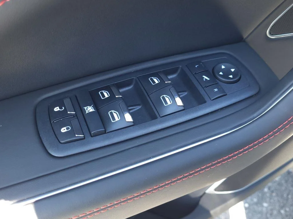 Used 2024 Bianco Maserati Modena Ultima image 5