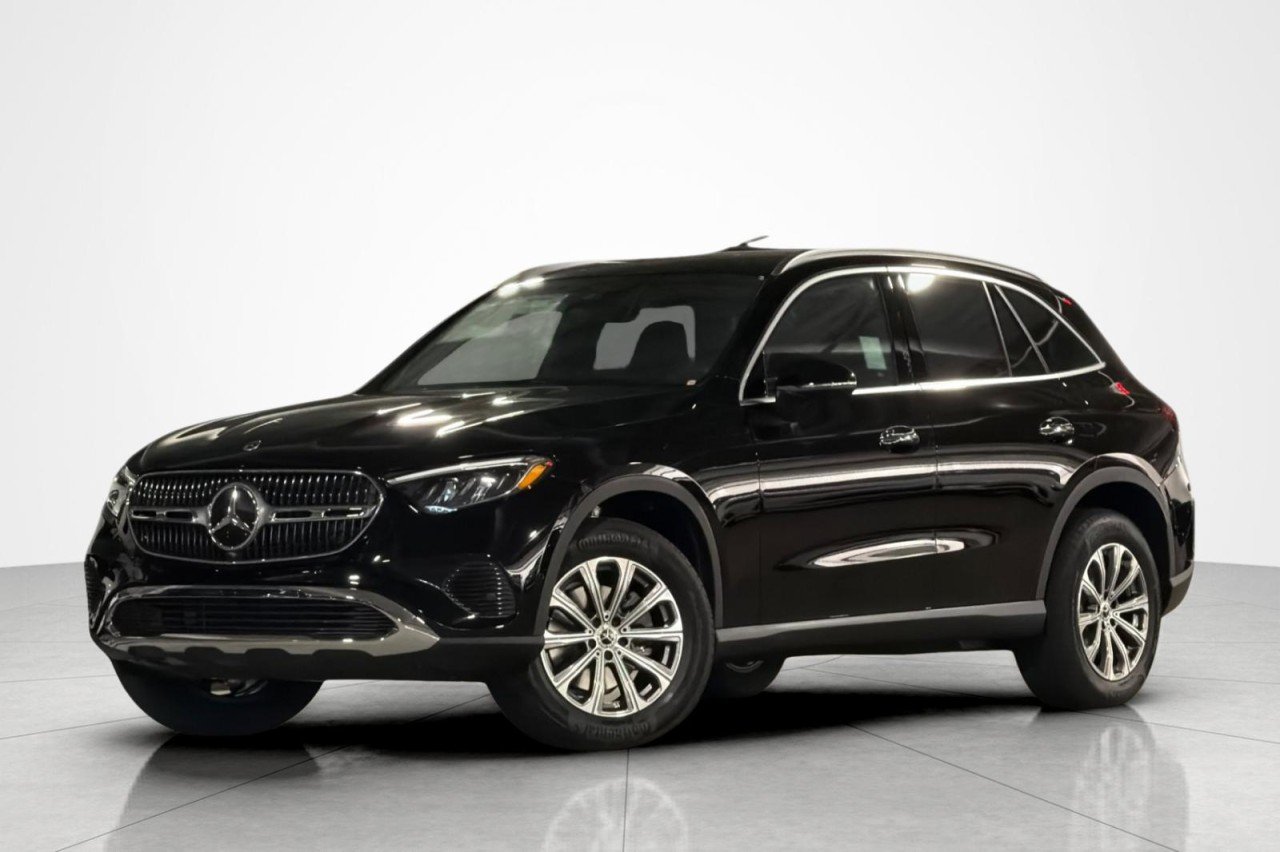 New 2026 Black Mercedes-Benz GLC 300 SUV image 1