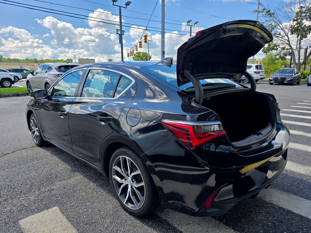Used 2020  Acura Premium Package image 16