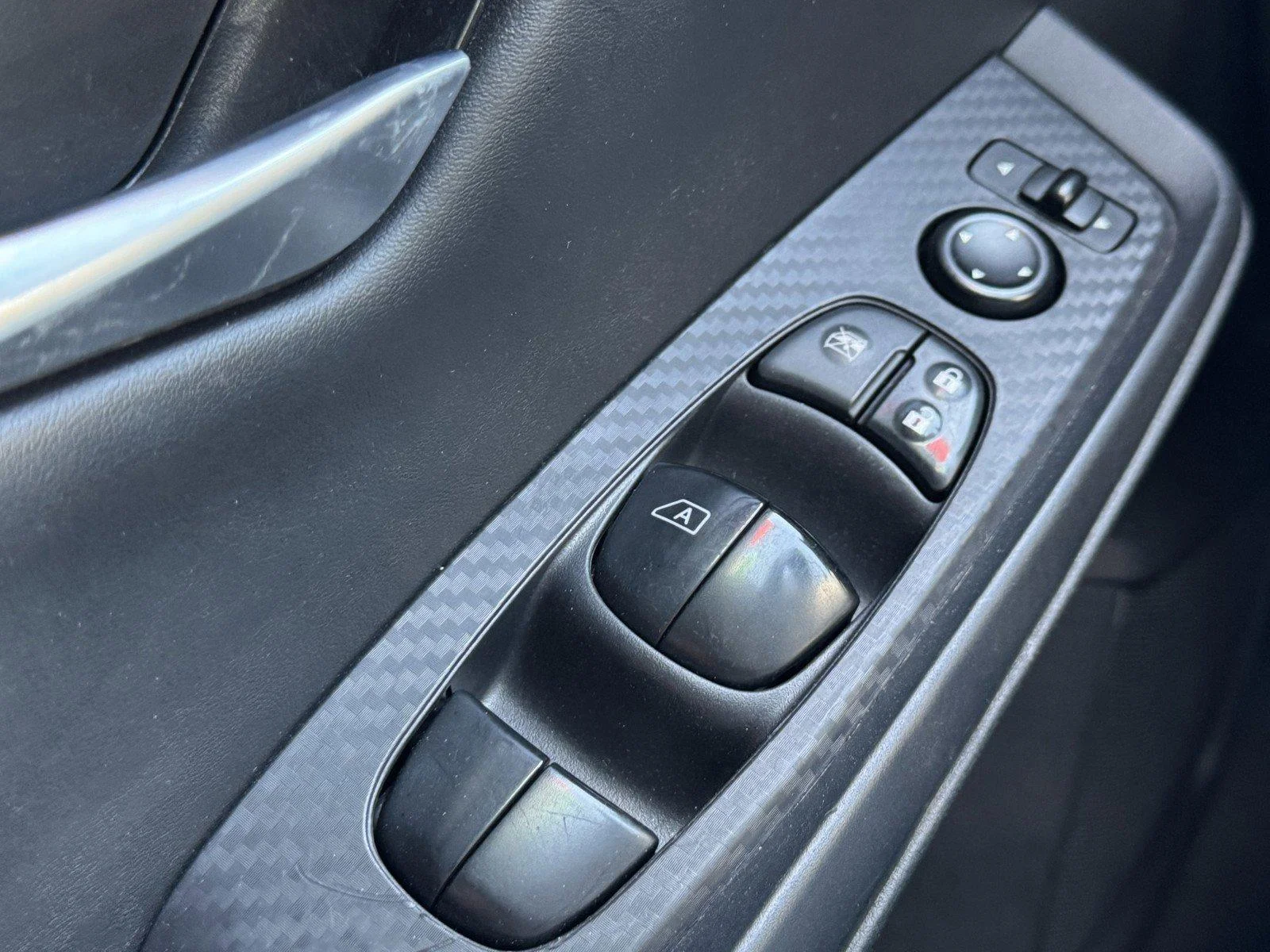 Used 2024 Super Black Nissan SV image 24