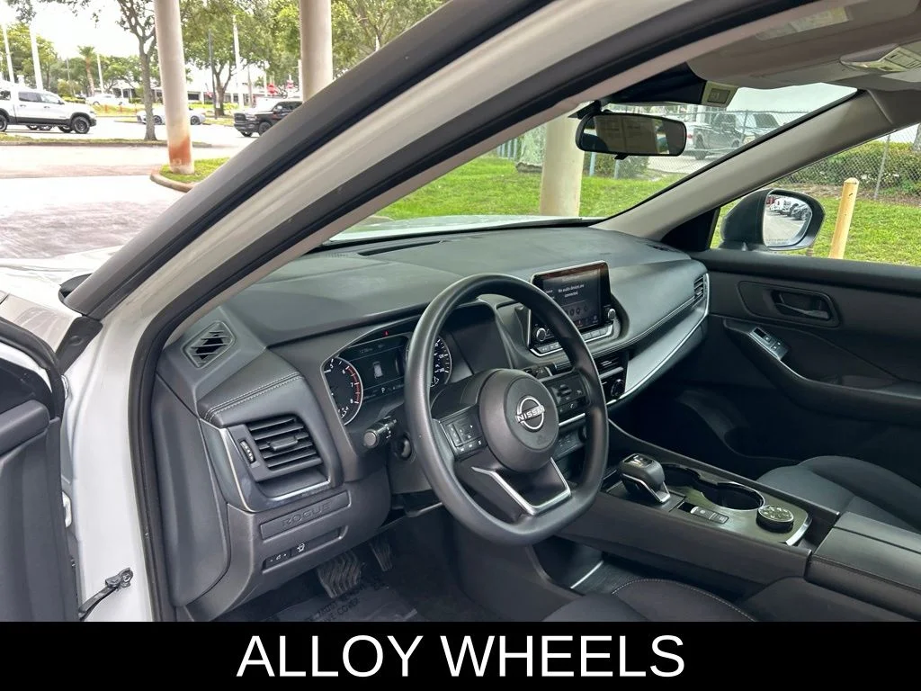 Used 2024 White Nissan S image 8