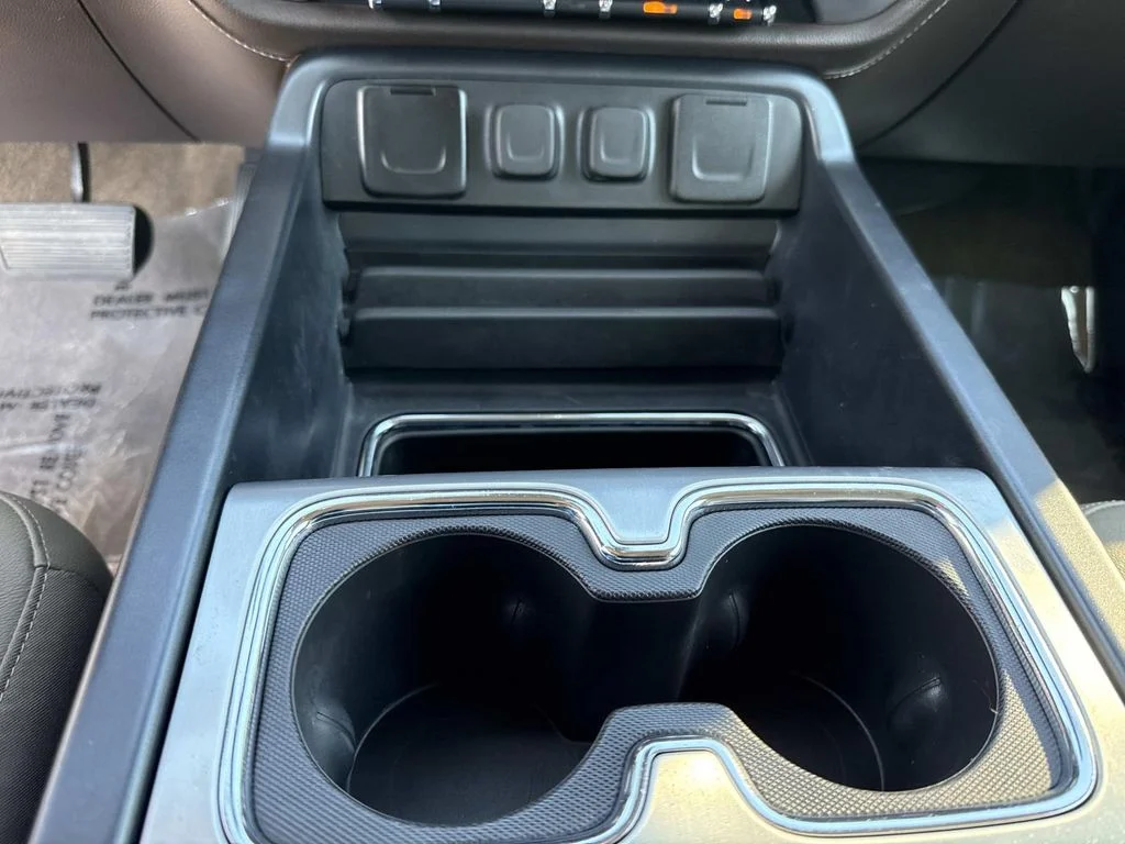 Used 2018 Red GMC SLT image 35